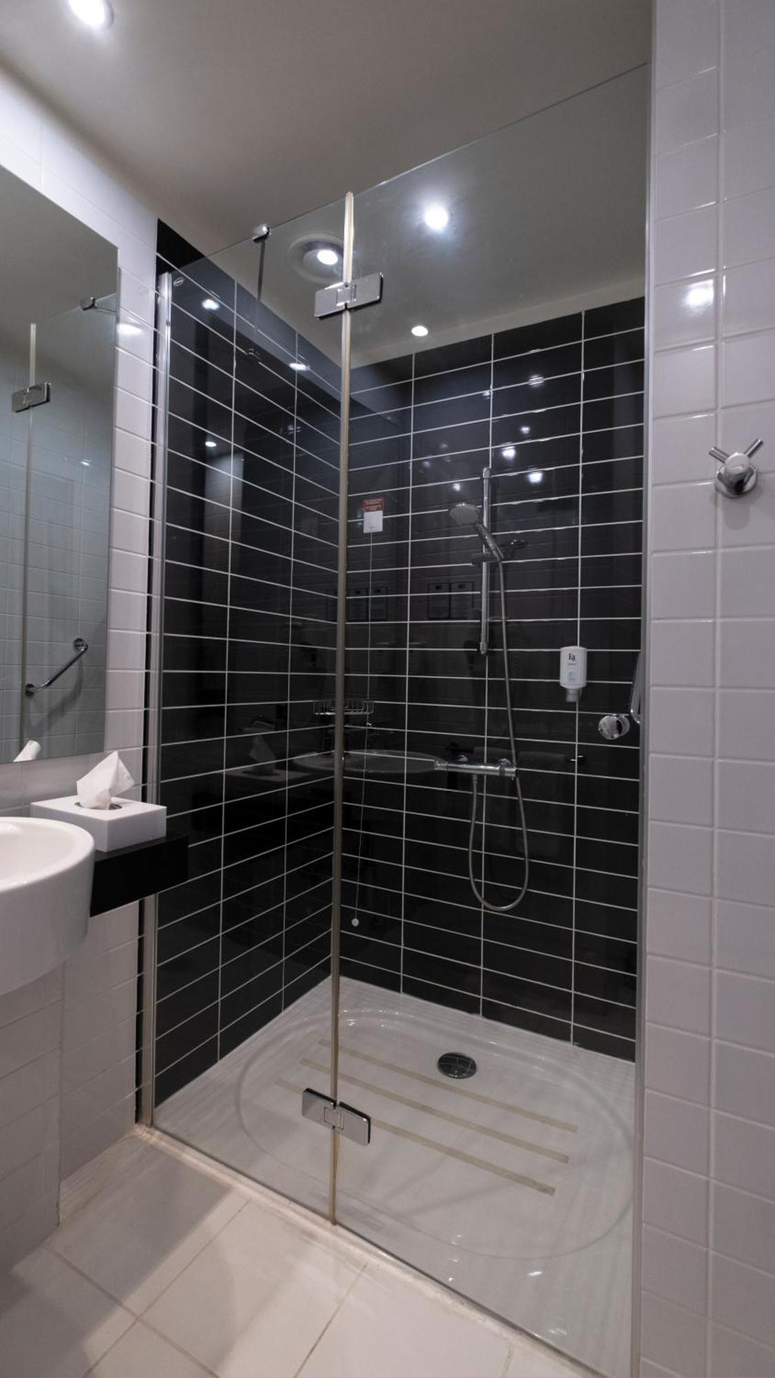 Fez Inn Hotel Istanbul Bagian luar foto
